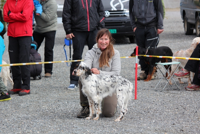Julie og Kari Marie Sandvik